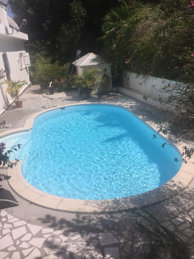 Location Bas De Maison Hotel Sainte-Anne  Luaran gambar